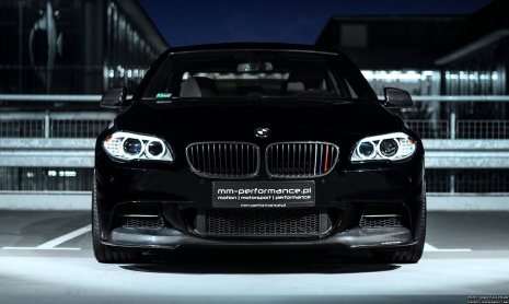 Черный BMW M550d xDrive от тюнинг-ателье MM-Performance